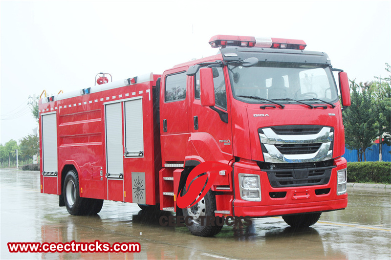 Isuzu 4x4 GIGA 8000L water fire truck Isuzu 4x4 GIGA 8000L water fire truck
