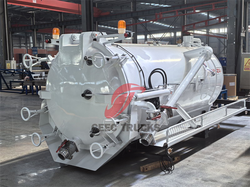 5,000 liters vacuum suction tanker body 5,000 liters vacuum suction tanker body
