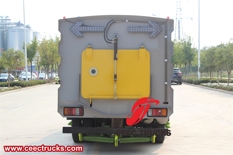 Isuzu ELF 5.5 cbm street sweeper truck Isuzu ELF 5.5 cbm street sweeper truck