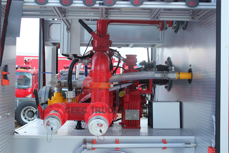 Isuzu GIGA fire fighting truck Isuzu GIGA fire fighting truck