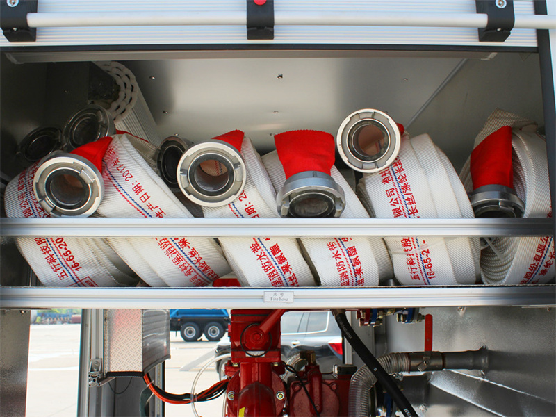 Isuzu NPR fire water truck Isuzu NPR fire water truck