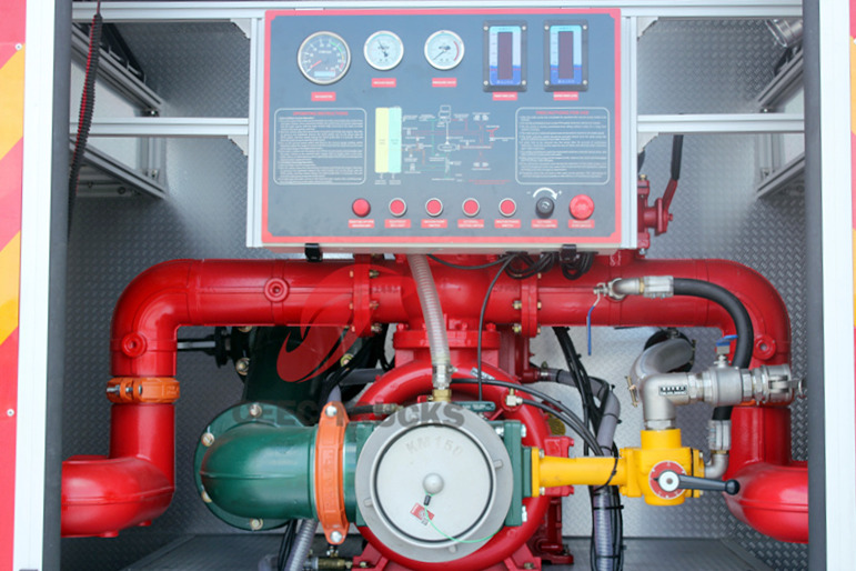 Isuzu GIGA fire fighting truck Isuzu GIGA fire fighting truck