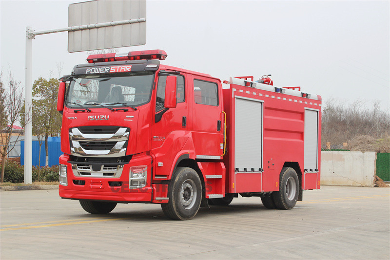 Isuzu GIGA fire fighting truck Isuzu GIGA fire fighting truck