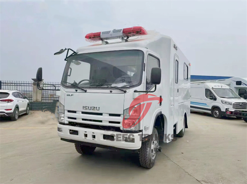 Isuzu 4x4 NPR ambulance Isuzu 4x4 NPR ambulance
