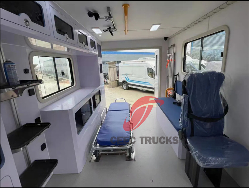 Isuzu 4x4 NPR ambulance Isuzu 4x4 NPR ambulance