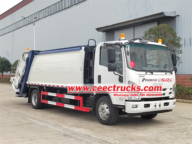 isuzu 700P rear loader garbage truck isuzu 700P rear loader garbage truck
