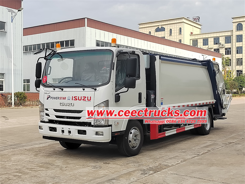 isuzu 700P rear loader garbage truck isuzu 700P rear loader garbage truck