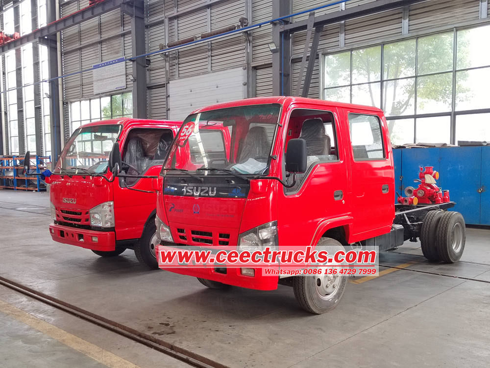 Isuzu fire engine