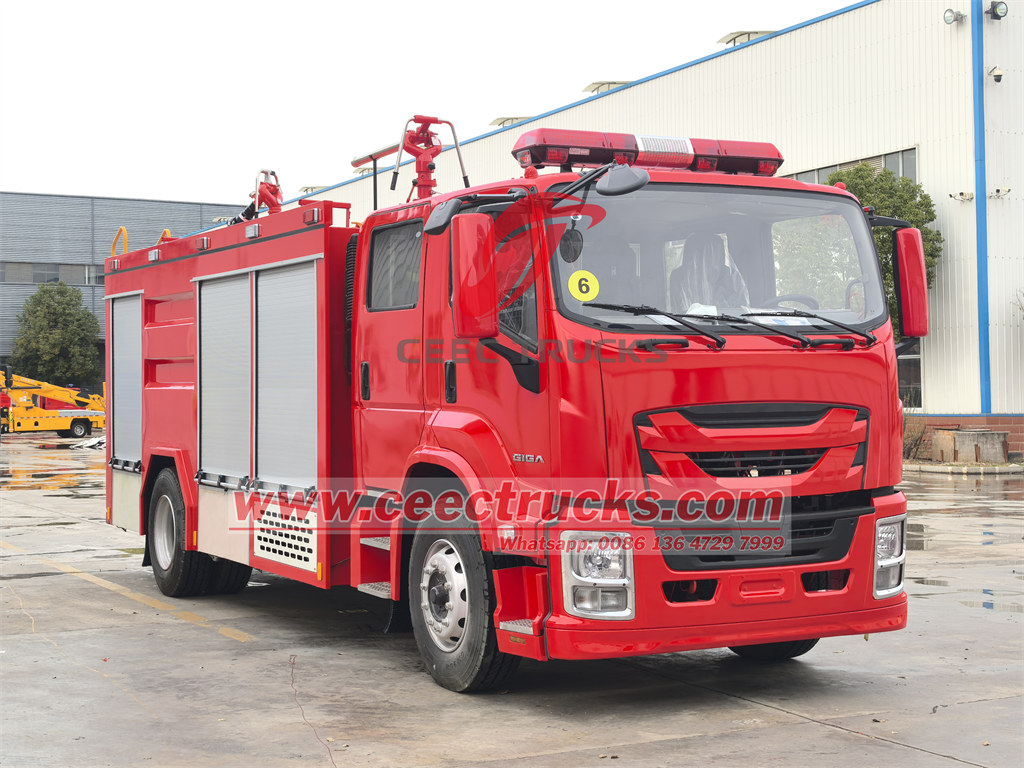 Isuzu GIGA 4X fire department truck
