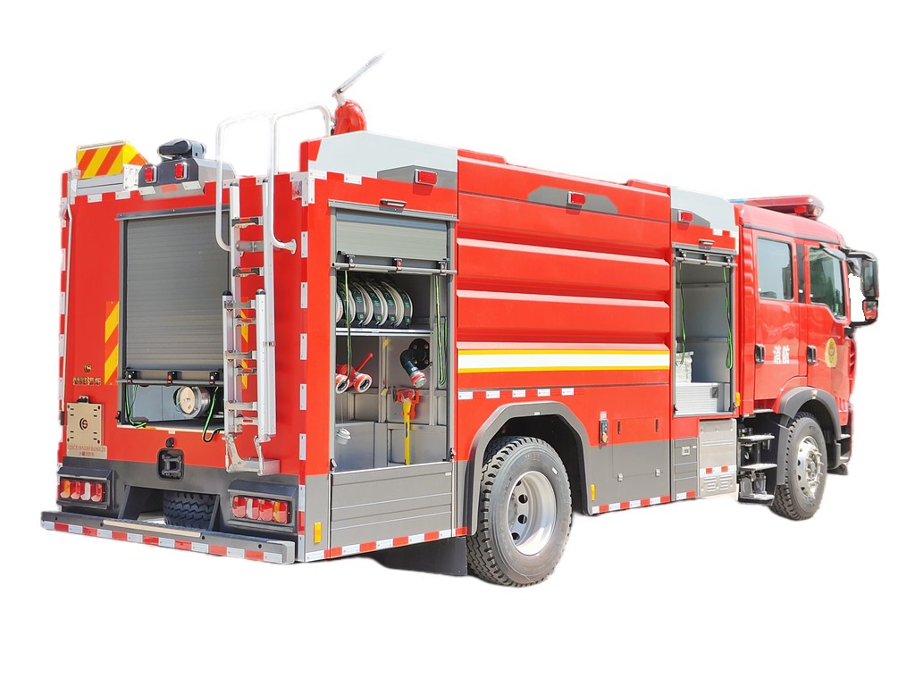 HOWO heavy fighting fire engine HOWO heavy fighting fire engine
