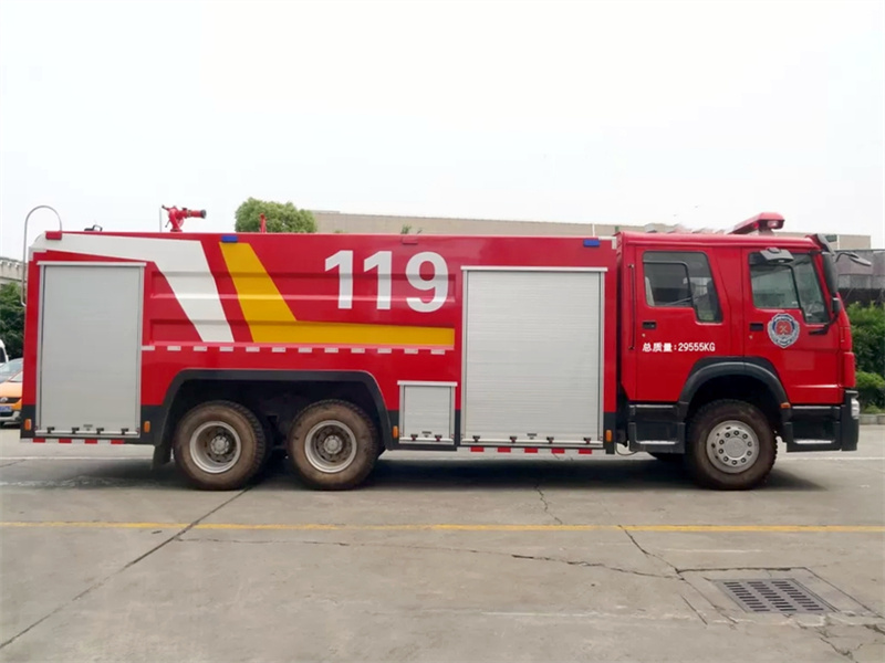 Howo 6x4 fire fighting truck