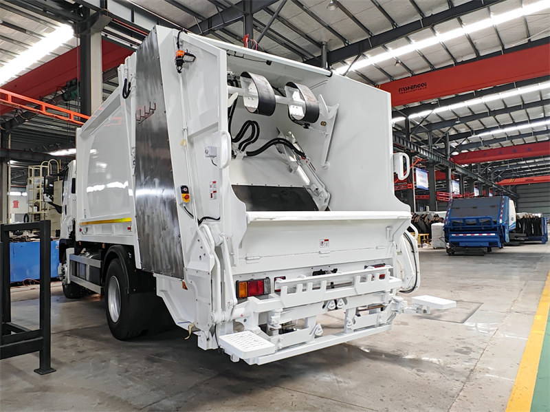 Howo 16cbm rear loader garbage truck