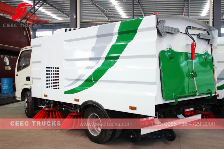 Dongfeng 4000L straatveegmachine