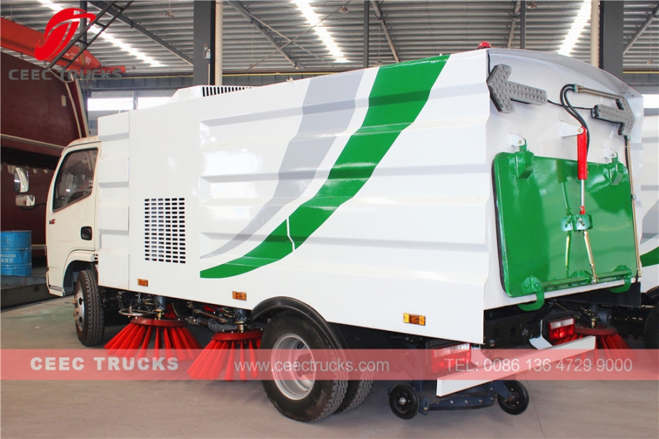 Dongfeng 4000L straatveegmachine