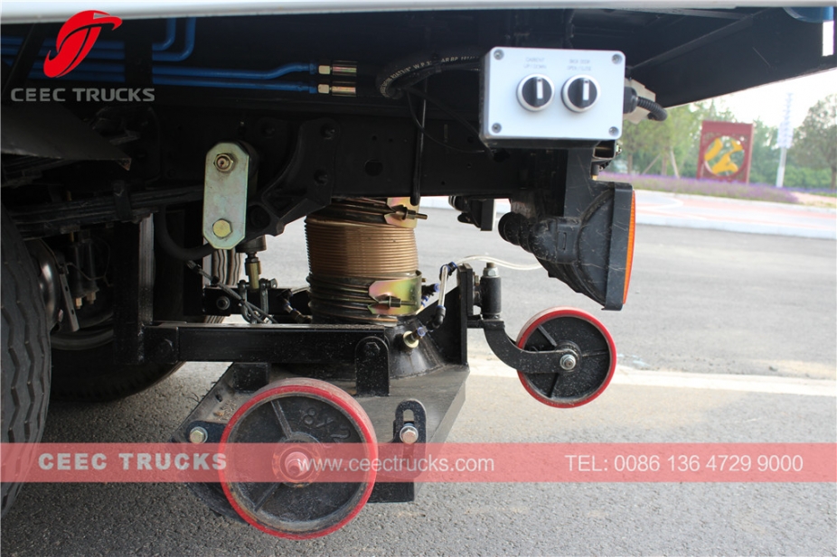 Dongfeng 4000L straatveegmachine