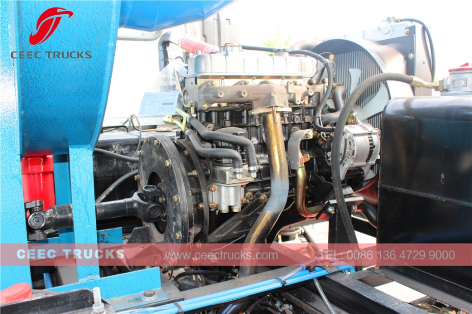Dongfeng 5CBM wegveegmachine