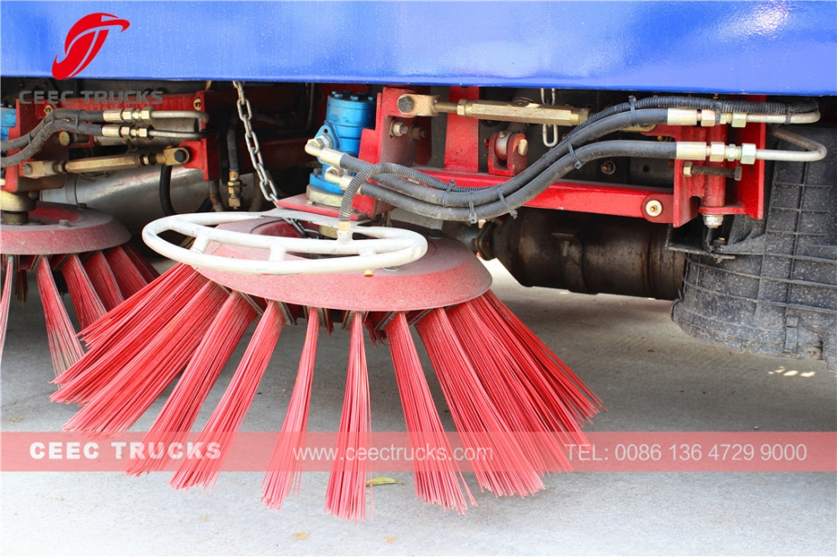 Dongfeng 5CBM wegveegmachine