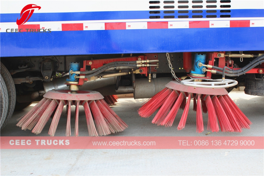 Dongfeng 5CBM wegveegmachine