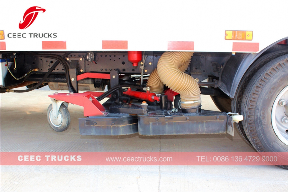 ISUZU 5 CBM vacuüm veegwagen