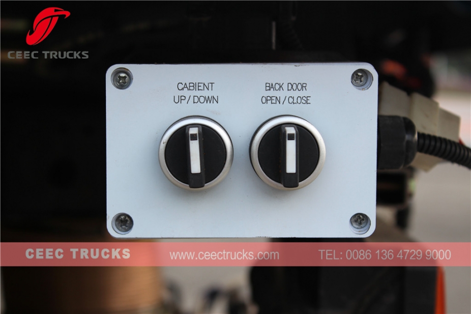 ISUZU 12CBM wegveegmachine