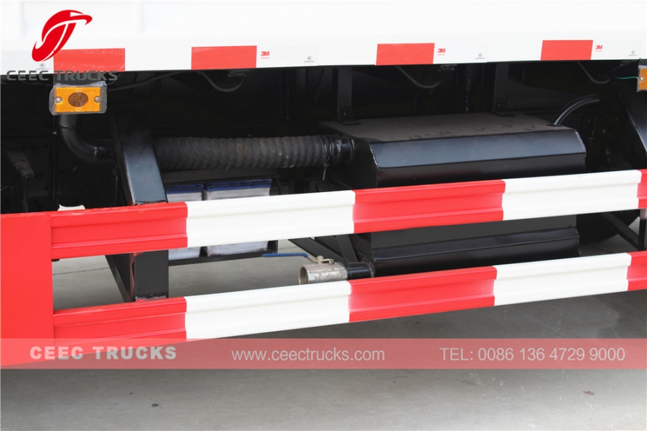 ISUZU 5000L vuilniscompressorvoertuig