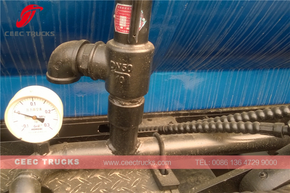 ISUZU 8.000L septictank leegmaker