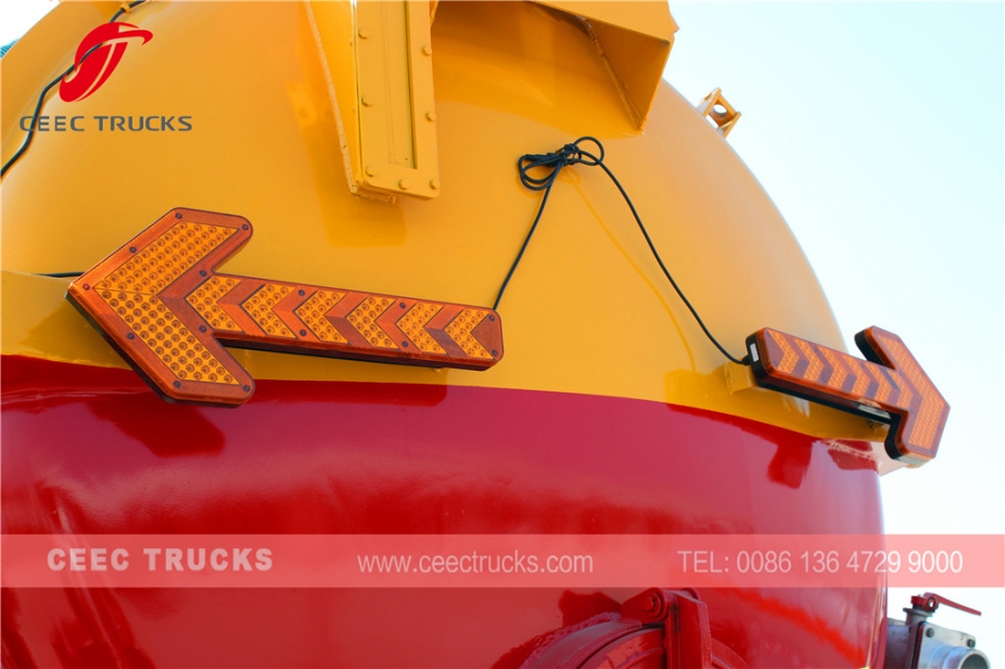 Dongfeng 10.000L septictank leegmaker