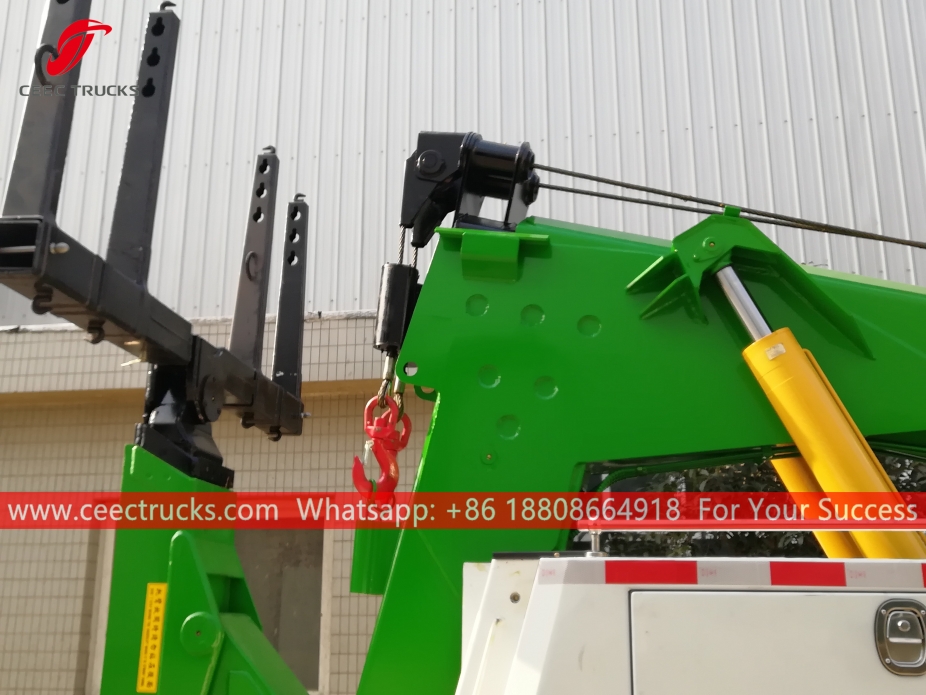 6x4 wegbergingswagen HOWO