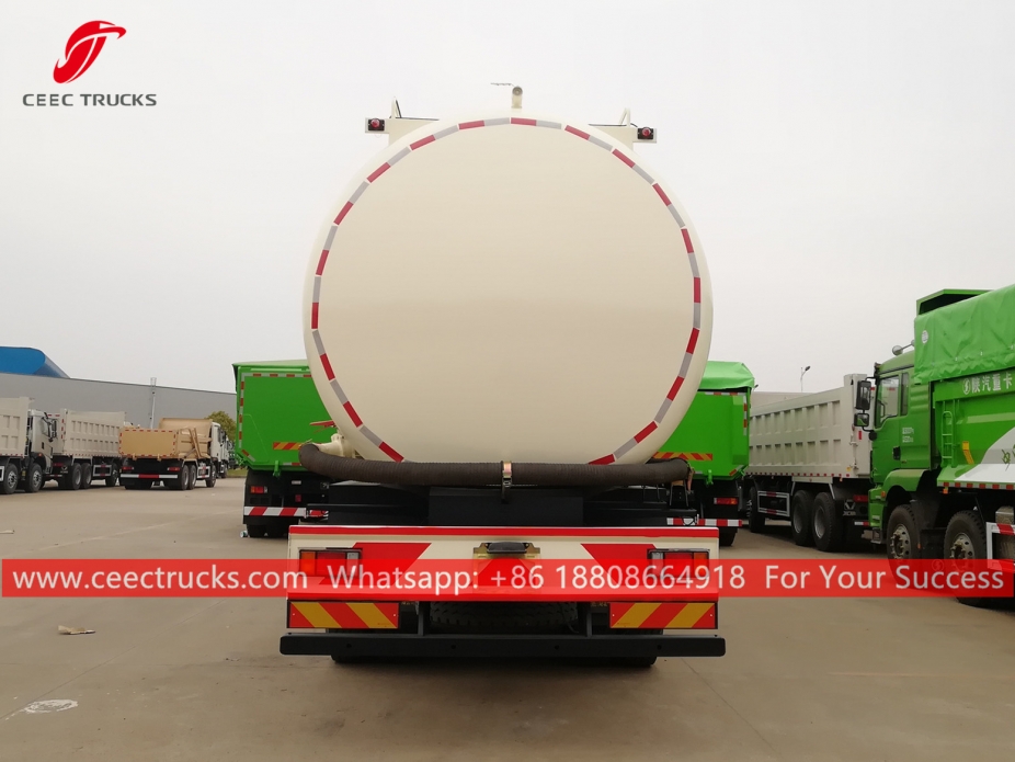 8X4 Poedertransportwagen IVECO