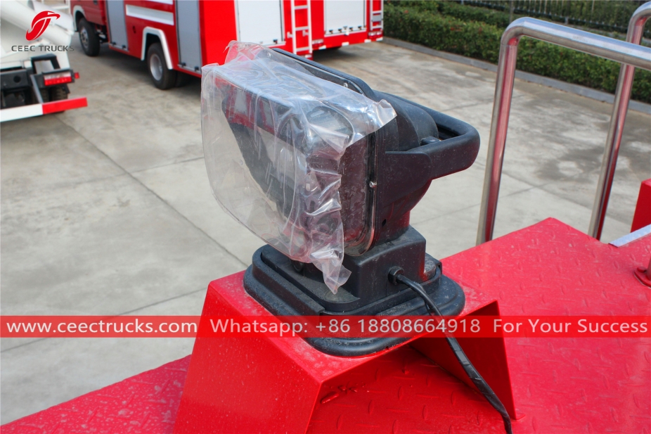 ISUZU FVZ Schuimbluswagen