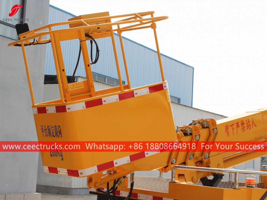 ISUZU 20m Telescopische Hoogwerker