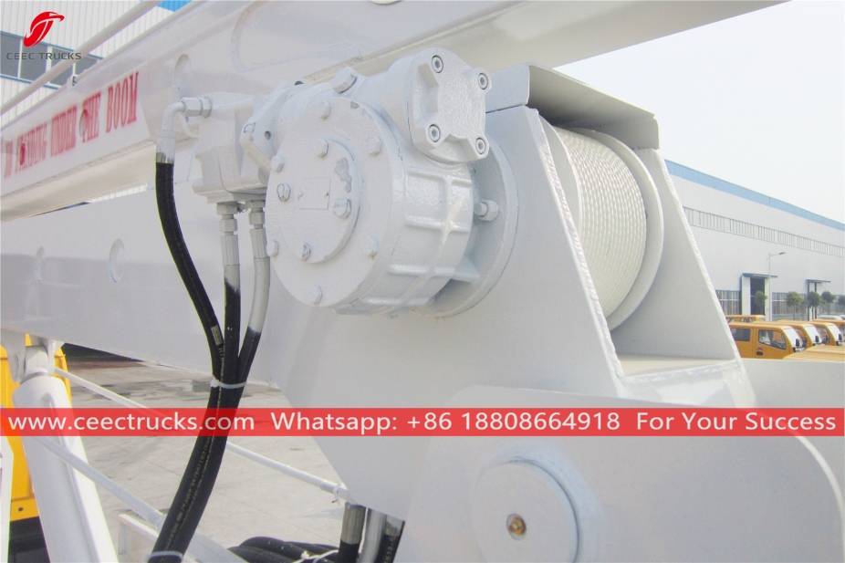 ISUZU 6x4 Hoogwerker