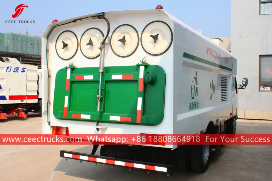 ISUZU 5CBM Wegveegmachine