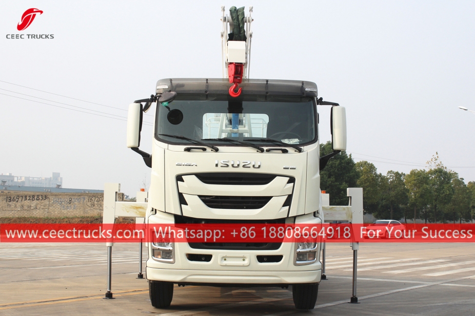 ISUZU GIGA 16m Hoogwerker