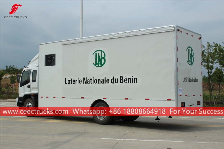 ISUZU FTR Mobiel podiumwagen