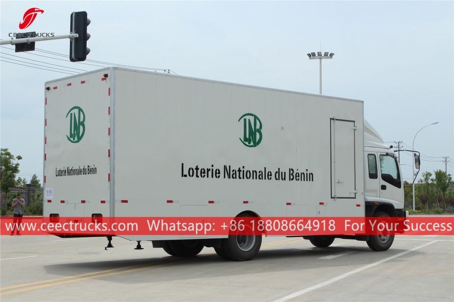 ISUZU FTR Mobiel podiumwagen