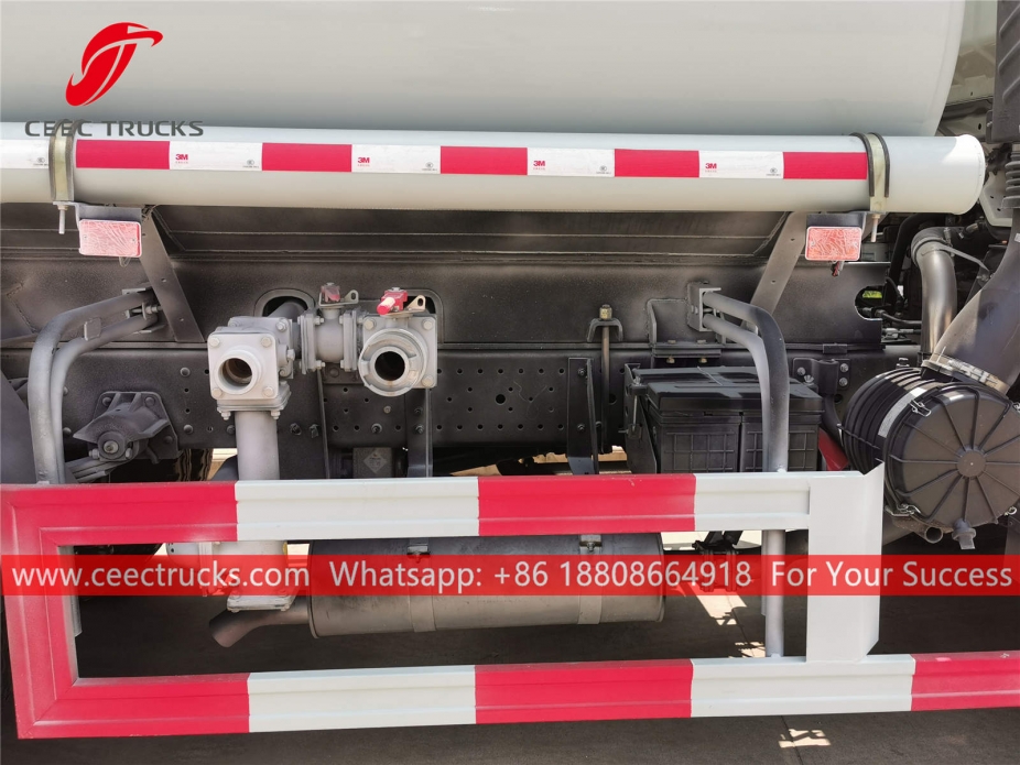 5CBM Water Spuitwagen JAC