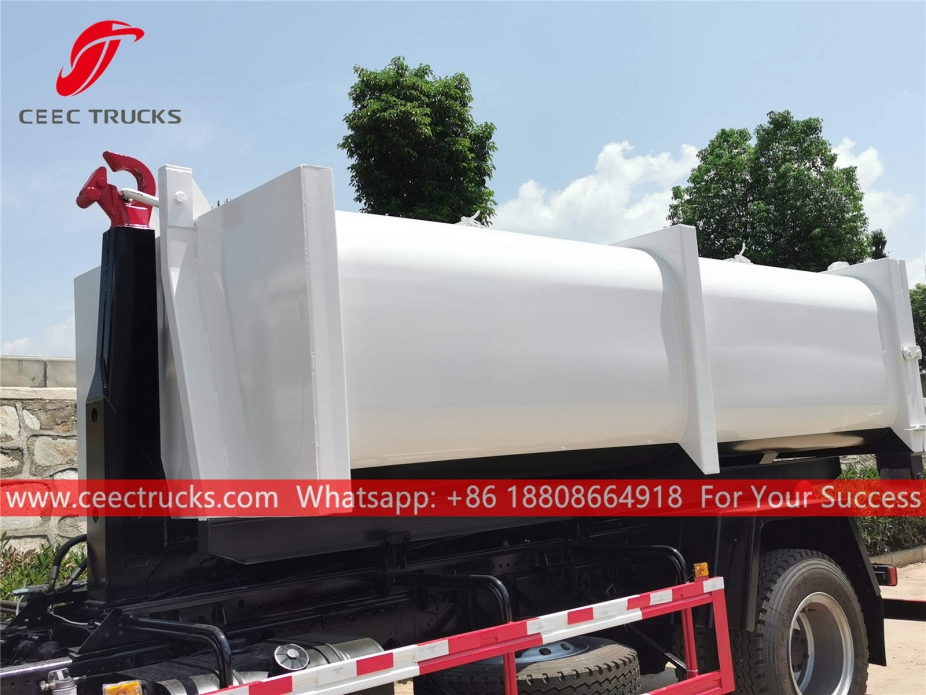 10CBM Haaklift vuilniswagen