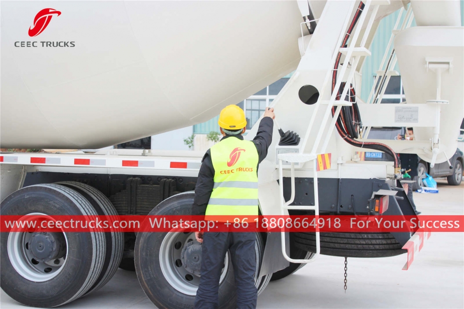 ISUZU 10CBM Cementmixer