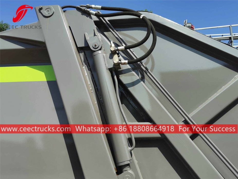 ISUZU 6CBM afvalperswagen