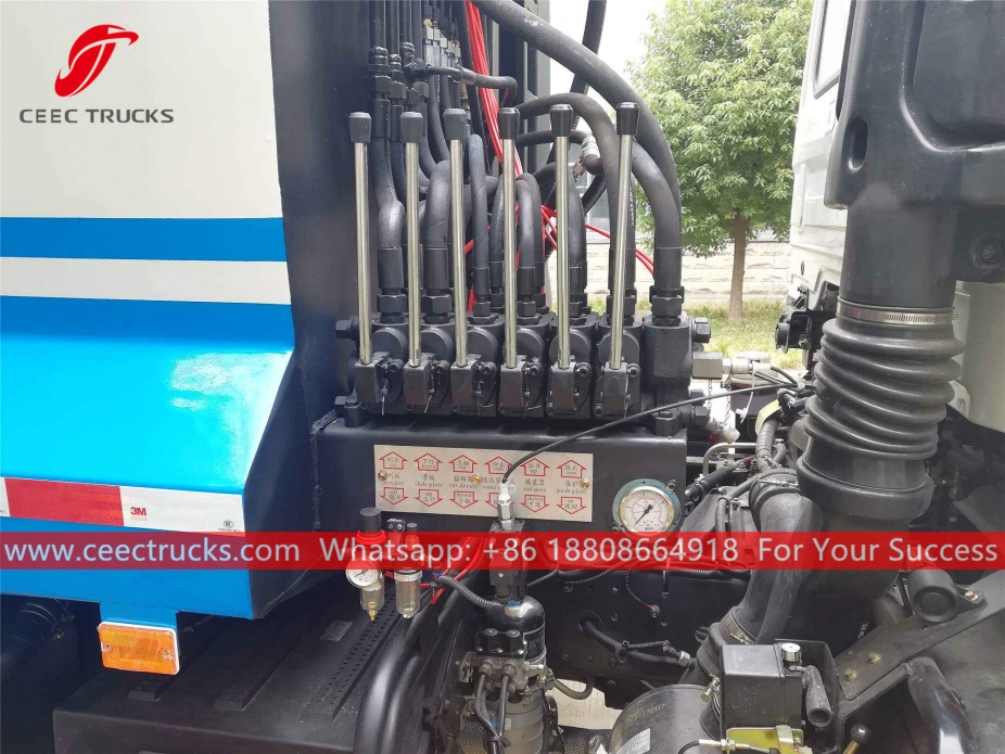 ISUZU 8CBM achterlader afvalwagen