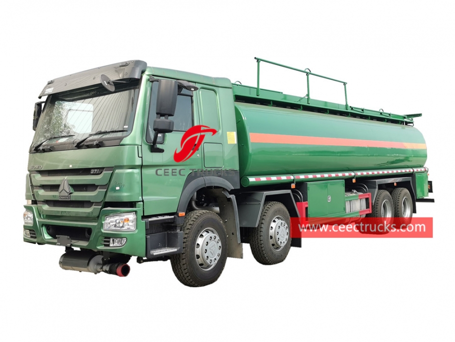 SINOTRUK 8x4 30CBM Tankwagen