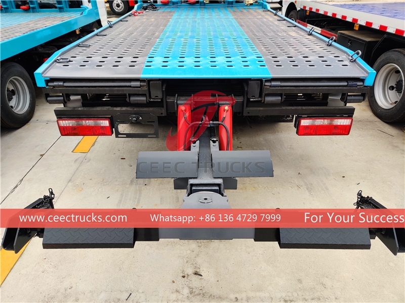 ISUZU 100P pechhulpwagen