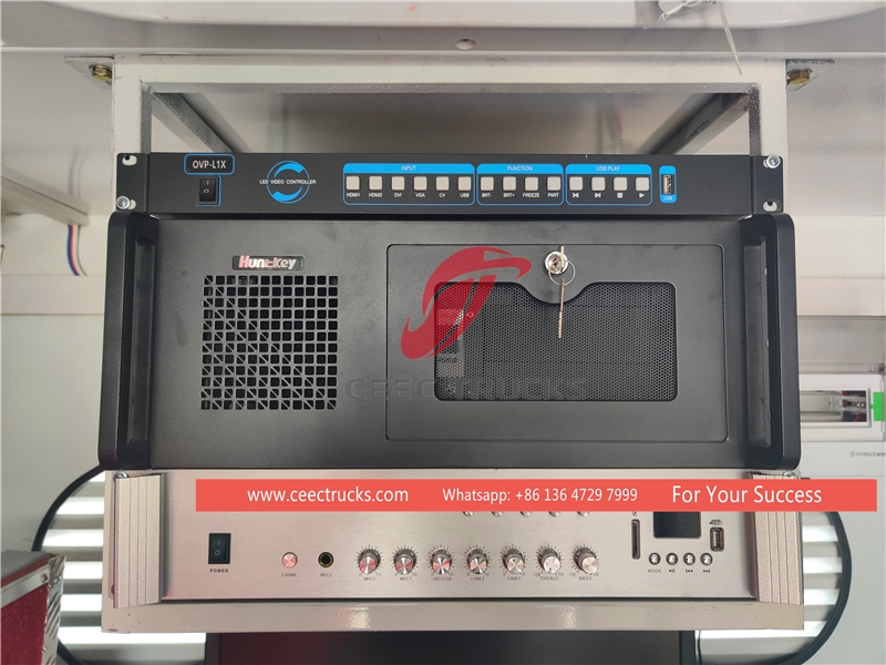 ISUZU 100P 4*2 aangedreven mobiel podiumwagen