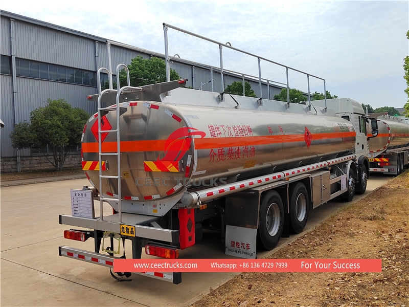 Howo gloednieuwe 40 cbm tankwagen