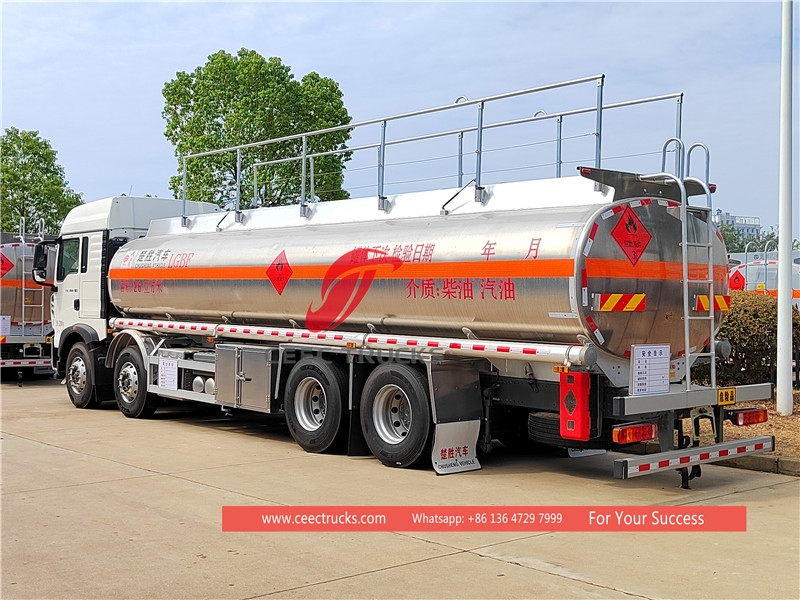 Howo gloednieuwe 40 cbm tankwagen