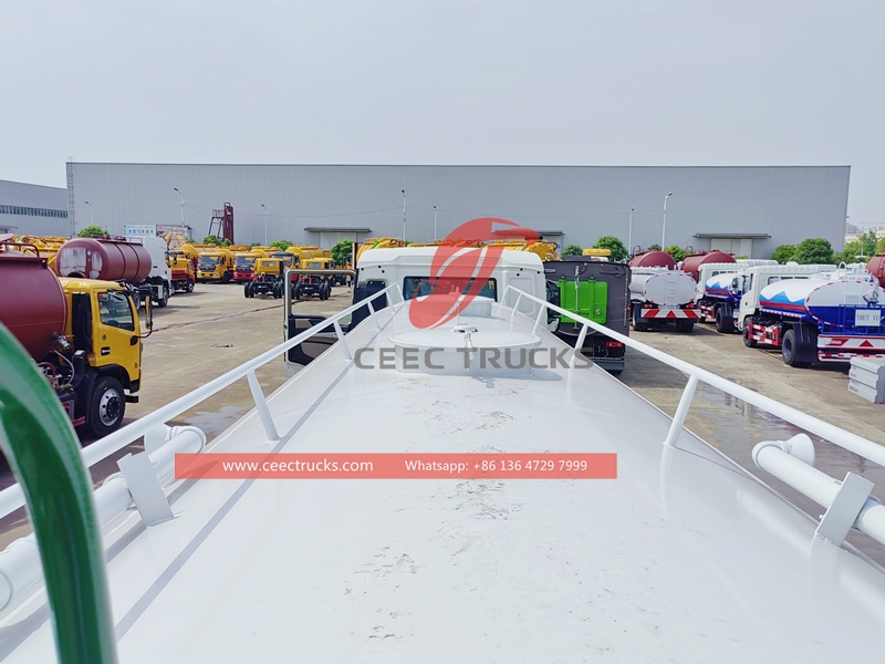 Howo 8x4 25.000 liter watertransport tankwagens