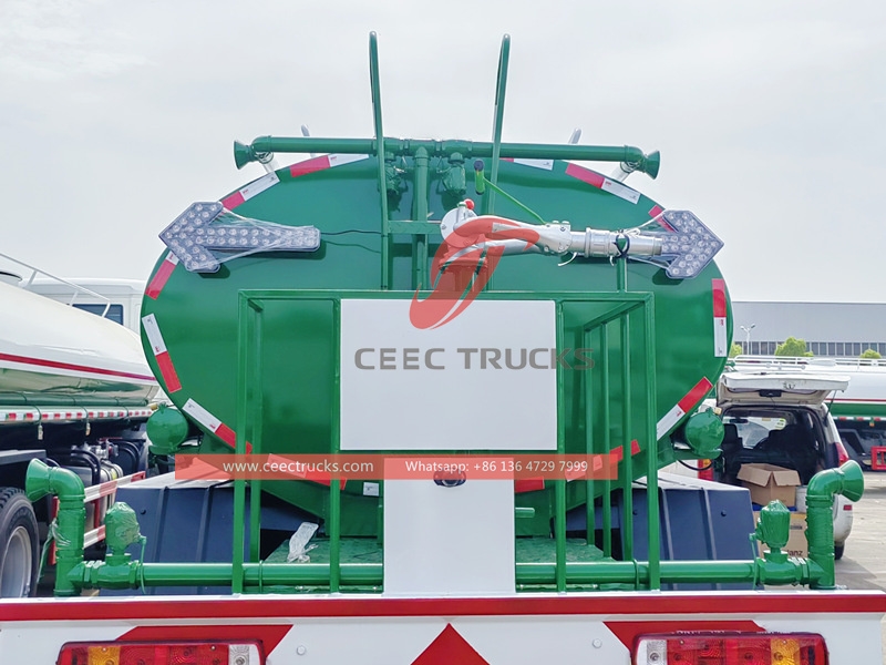 Howo 8x4 25.000 liter watertransport tankwagens