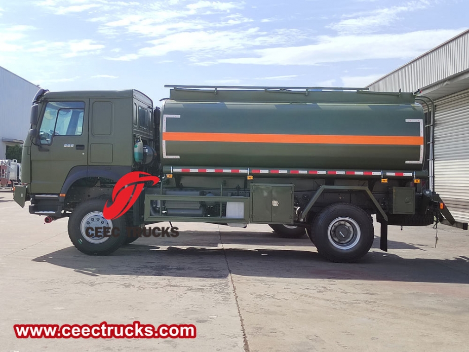 Howo 4x4 militaire mobiele diesel tankwagen