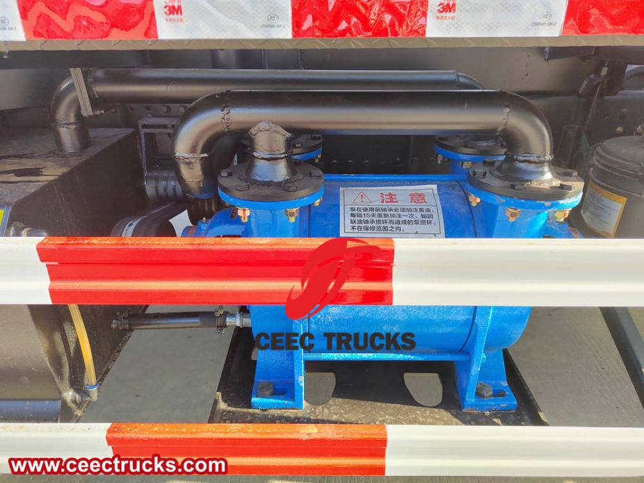 FAW 8 cbm septictankwagen